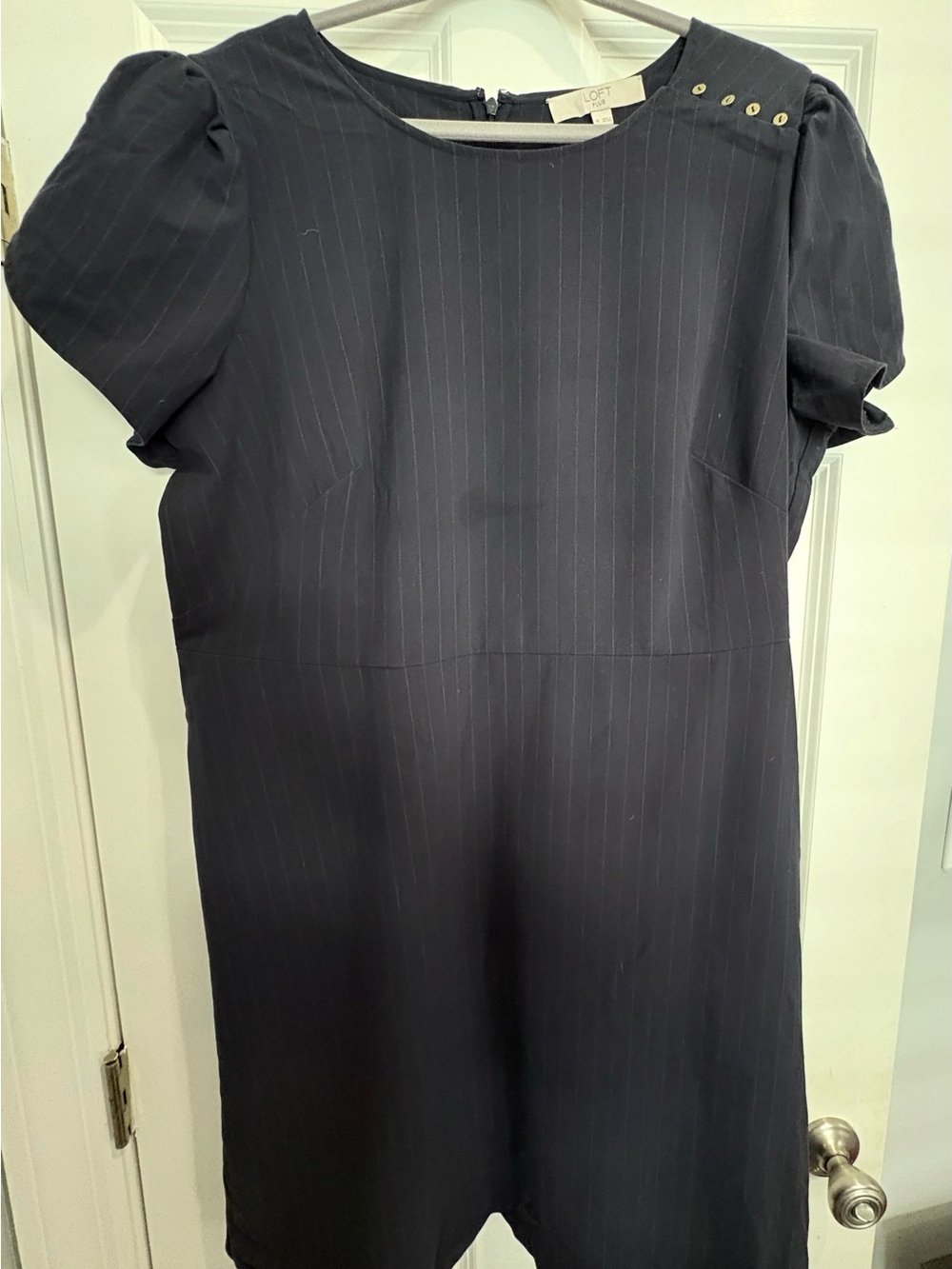 LOFT Plus Pinstripe Dress – Size 18 – Navy Blue -Classic Cap Sleeve Sheath Dress